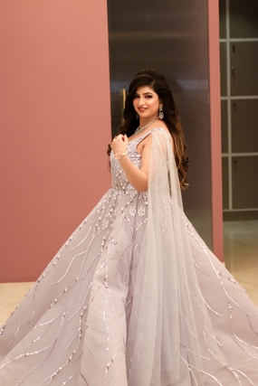 印度微胖美女婚纱写真摄影图片